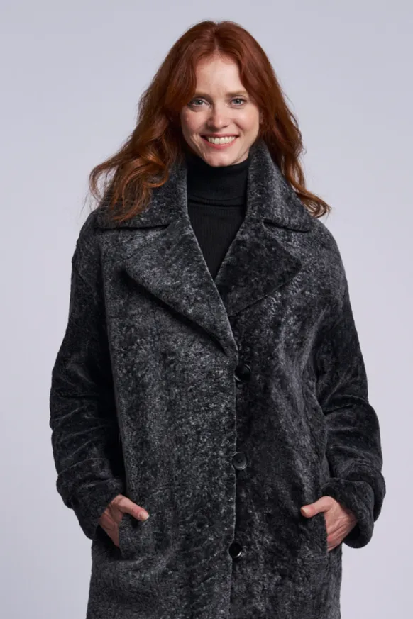 324 Genuine shearling. Seasons best seller  WINTER CLEARANCE  JUST A FEW LEFT $500  sorry no additional discounts
