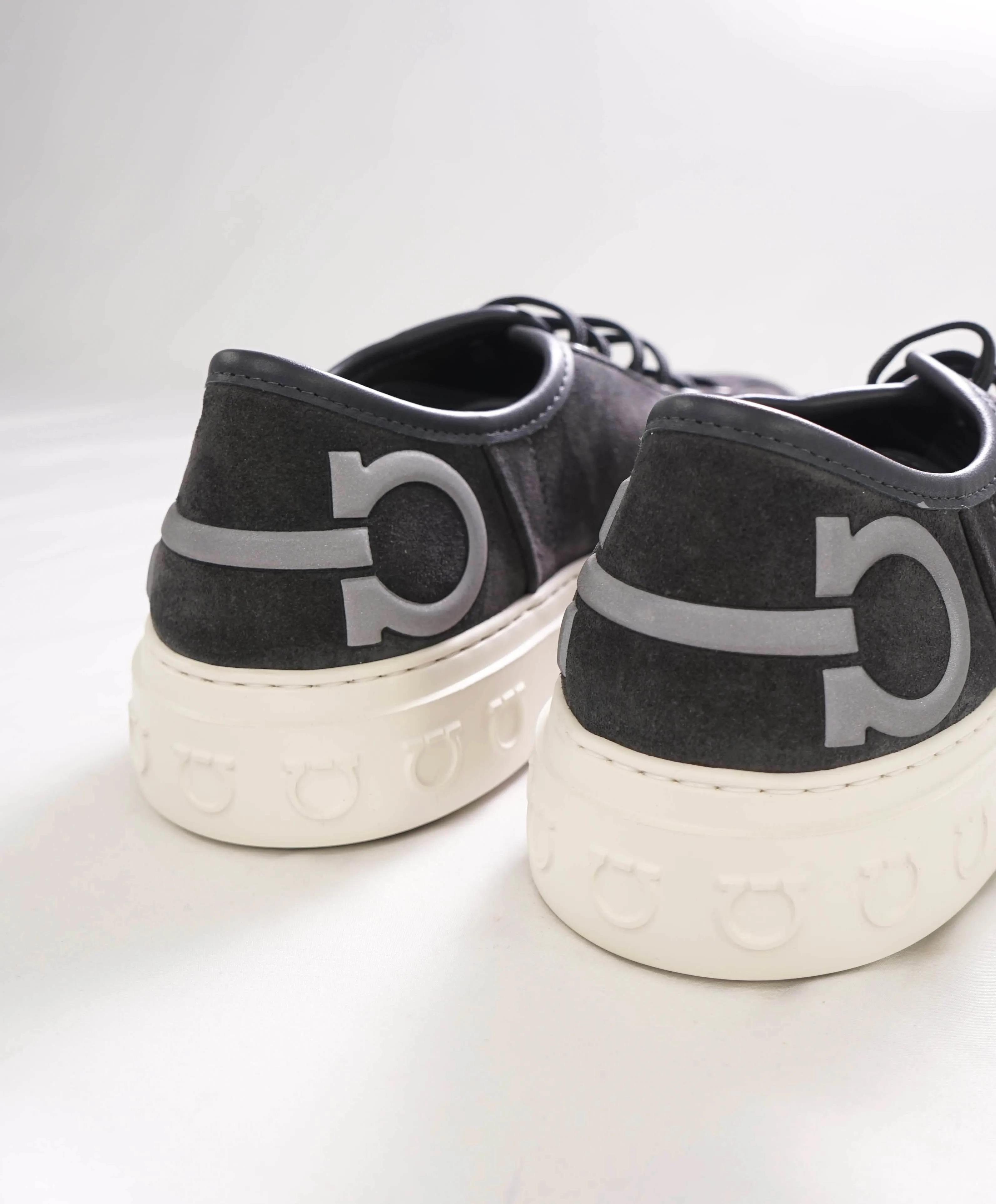 $750 SALVATORE FERRAGAMO - Gray Gancini Logo Sneaker - 8M US