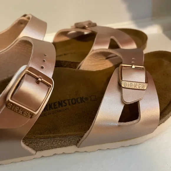 Birkenstock kids metallic effect leather sandals