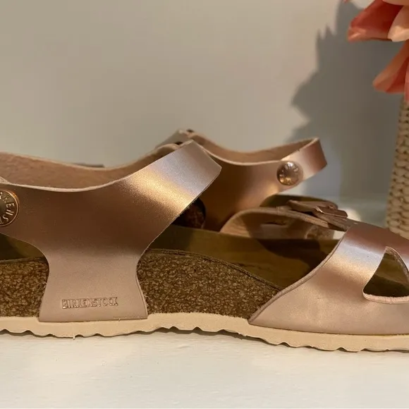 Birkenstock kids metallic effect leather sandals
