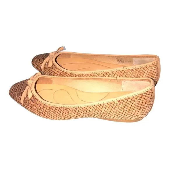 BORN Snake Embossed Carri Flat Brown in Cork and Leather 7 NWOB