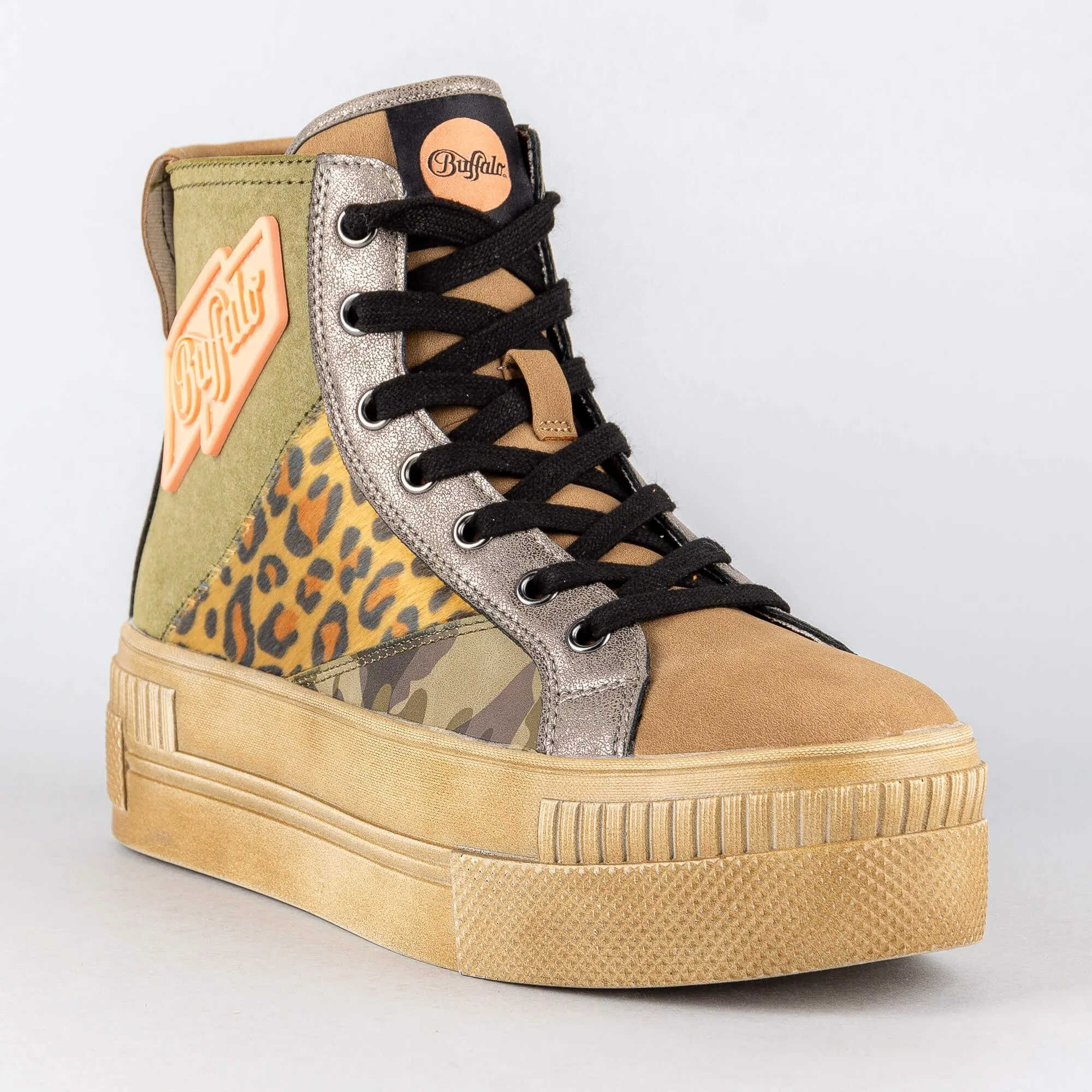 Buffalo Paired Laceup Hi Leo/Brown