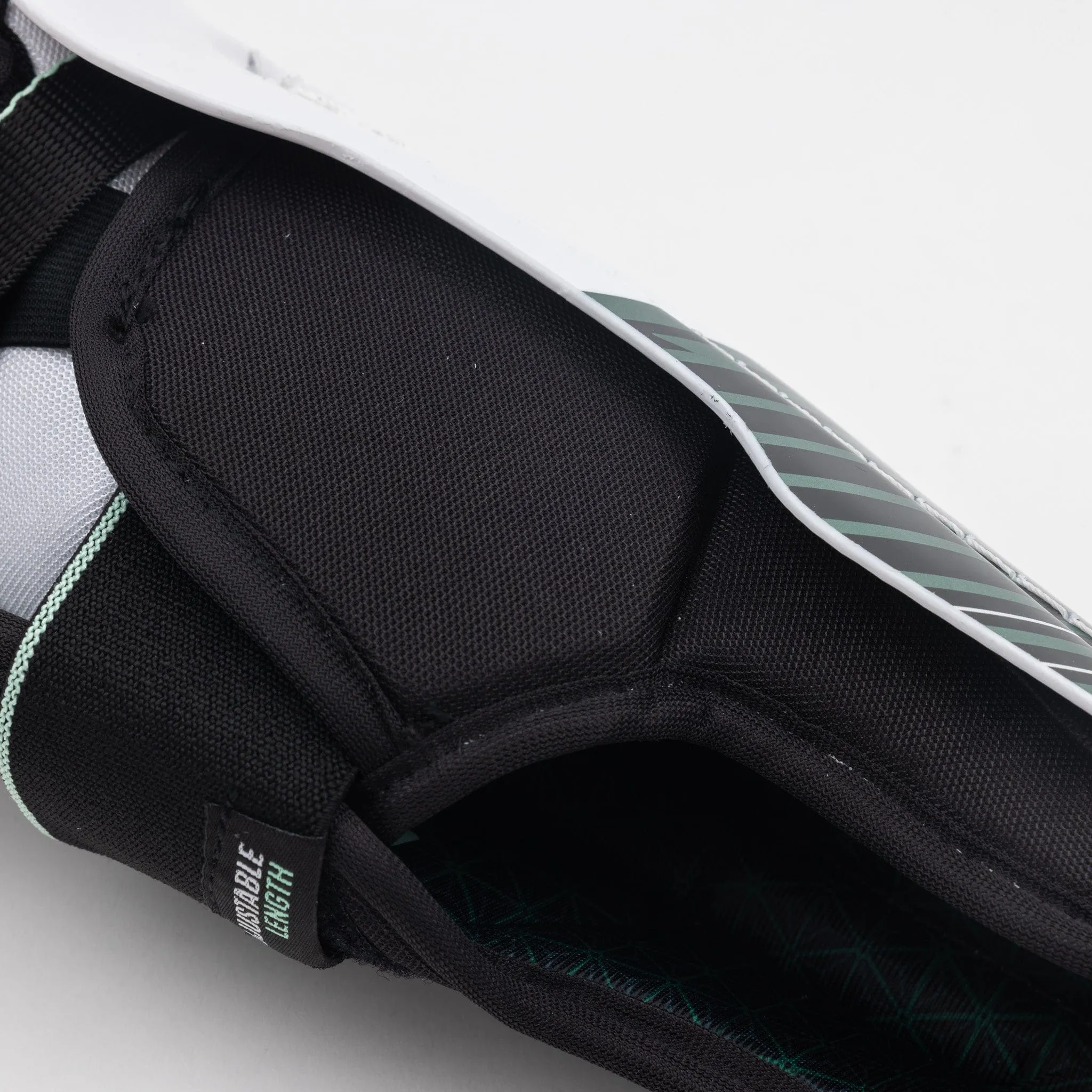 CCM Jetspeed FTW Junior Hockey Shin Guards