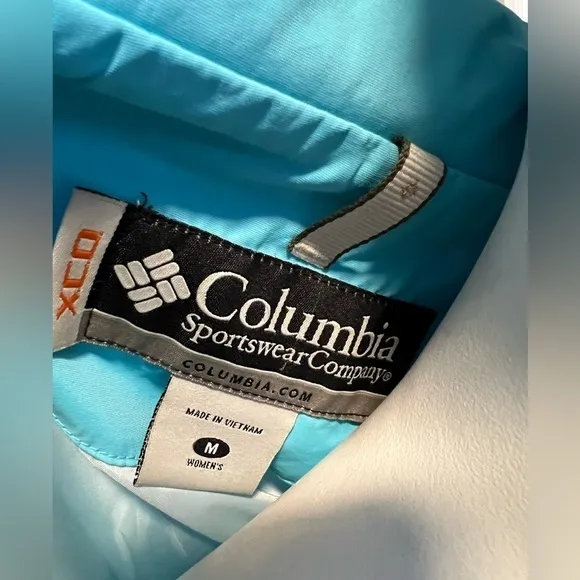 Columbia Blue Jacket Size M