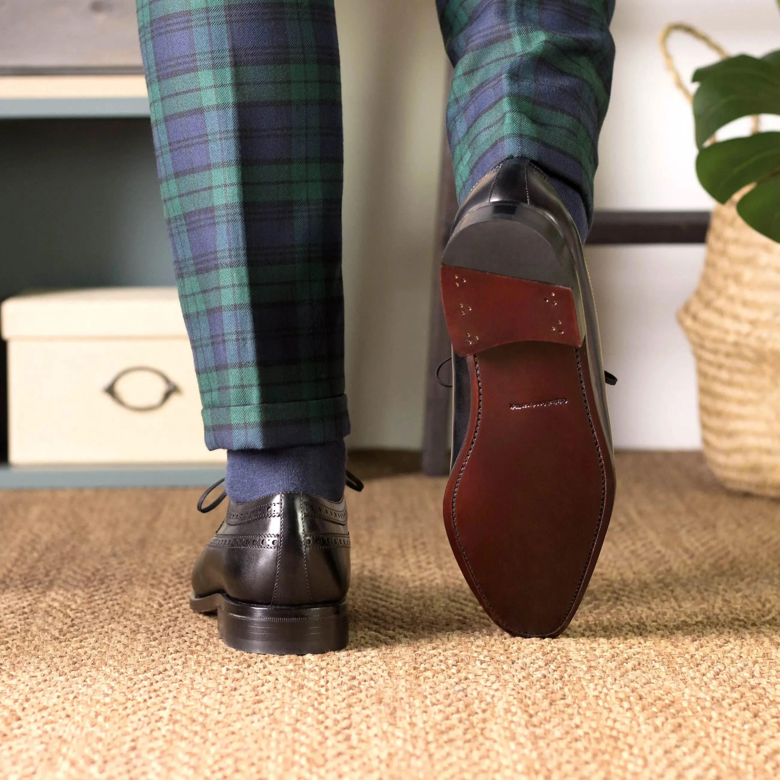 DapperFam Zephyr in Black Men's Italian Leather Longwing Blucher