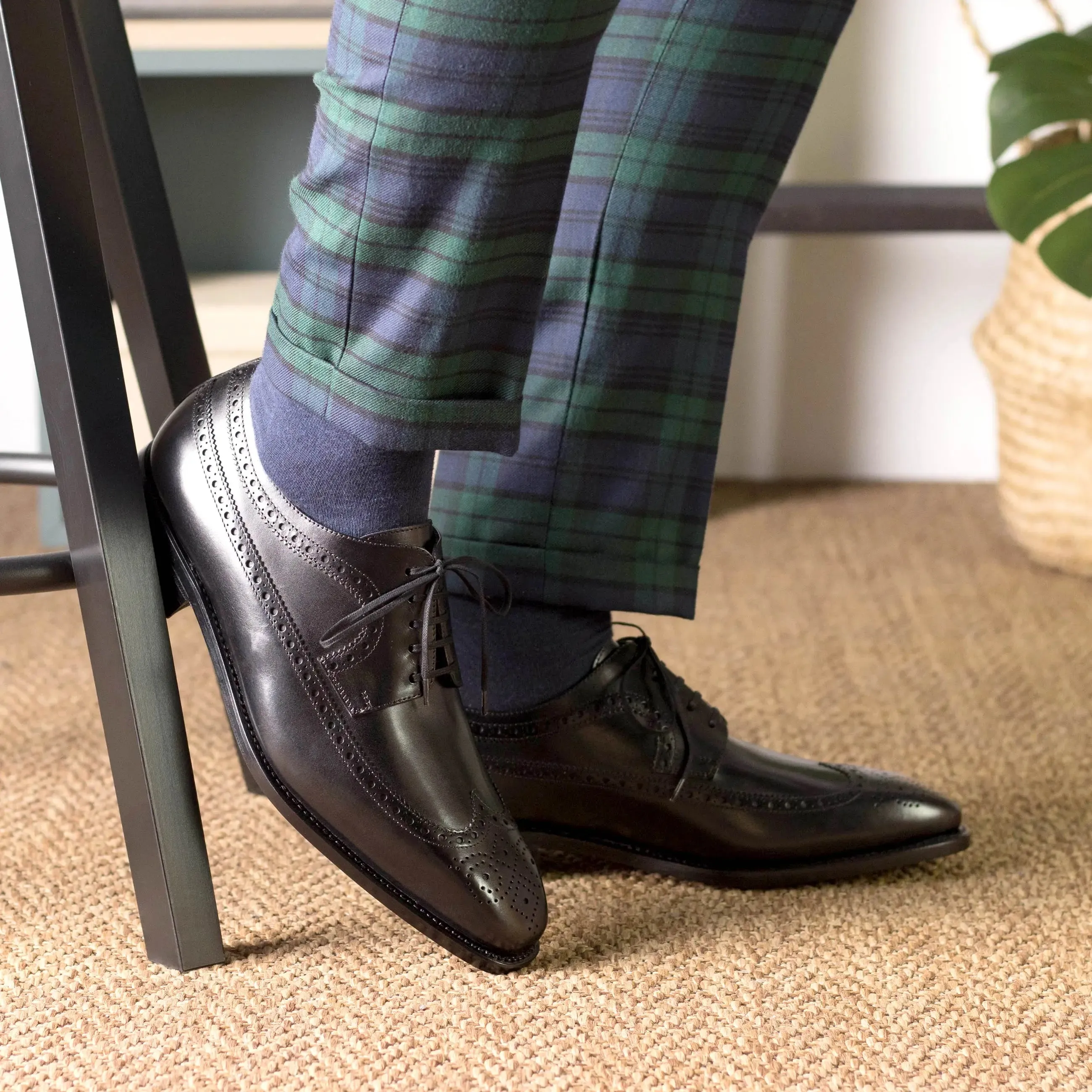 DapperFam Zephyr in Black Men's Italian Leather Longwing Blucher