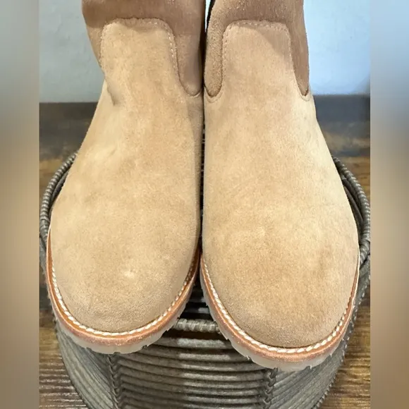 Jack Rogers Womens Sadie Sherpa Faux Suede Faux Shearling Lined Bootie