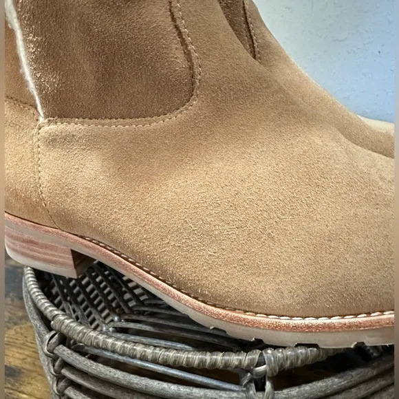 Jack Rogers Womens Sadie Sherpa Faux Suede Faux Shearling Lined Bootie