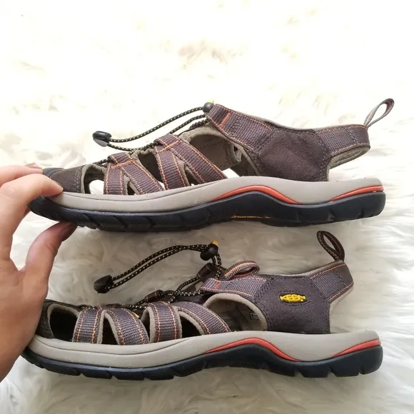Keen Kanyon Hiking Waterproof Sandals 9.5