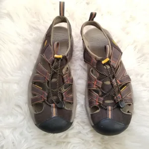 Keen Kanyon Hiking Waterproof Sandals 9.5