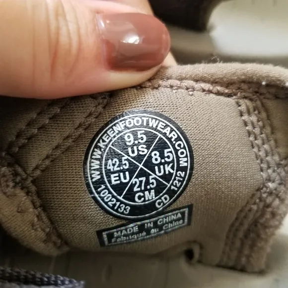 Keen Kanyon Hiking Waterproof Sandals 9.5