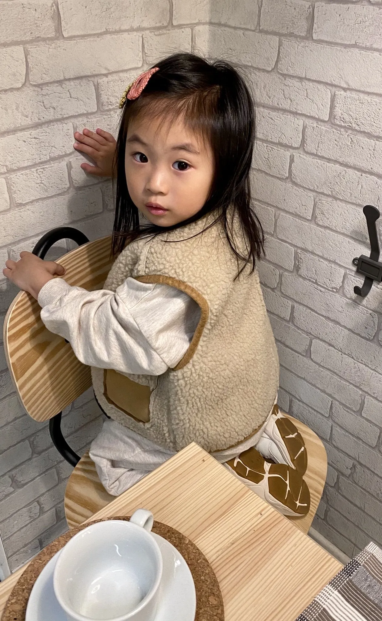 La Camel Mochi Reversible Vest