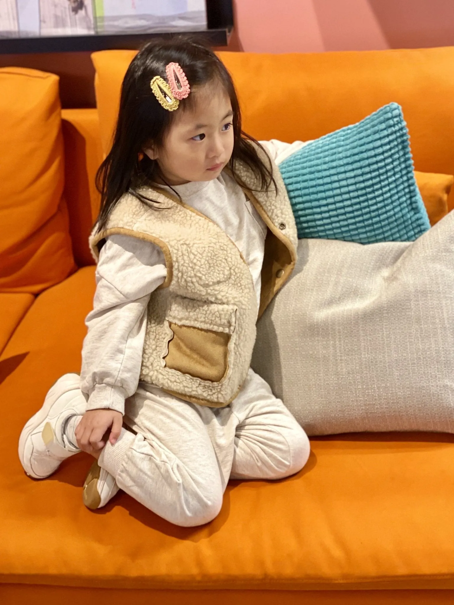 La Camel Mochi Reversible Vest