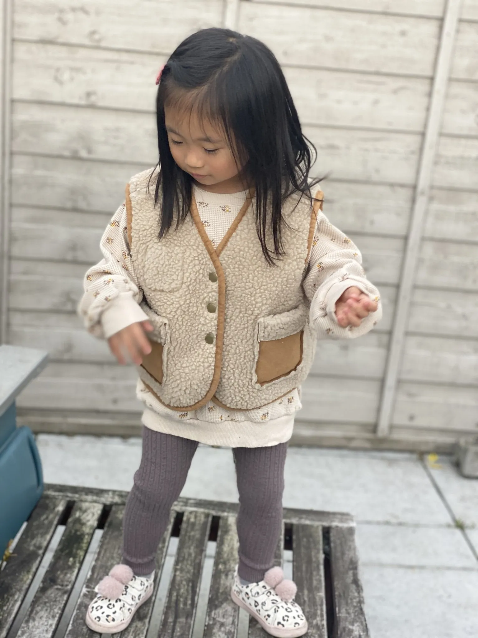 La Camel Mochi Reversible Vest
