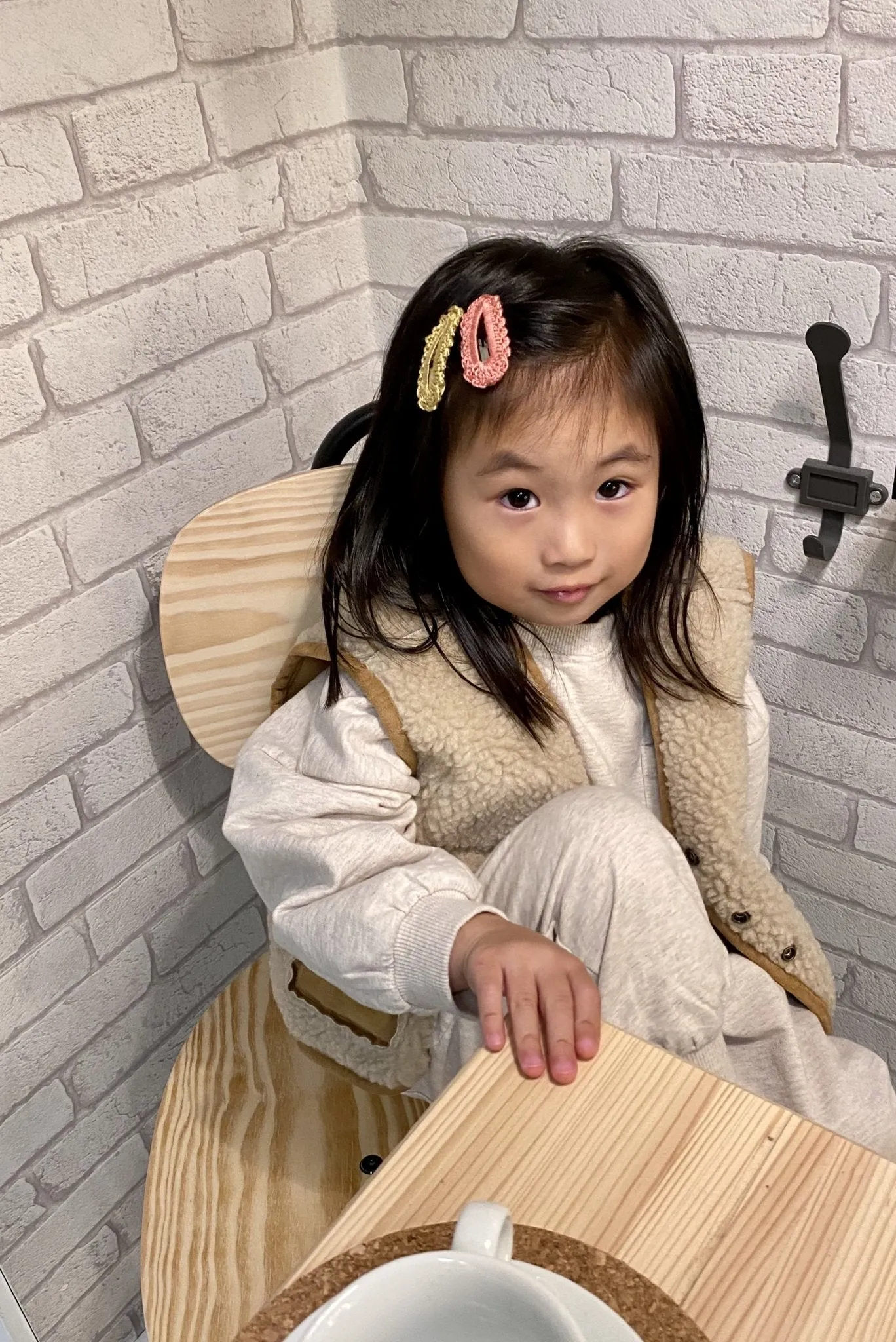 La Camel Mochi Reversible Vest