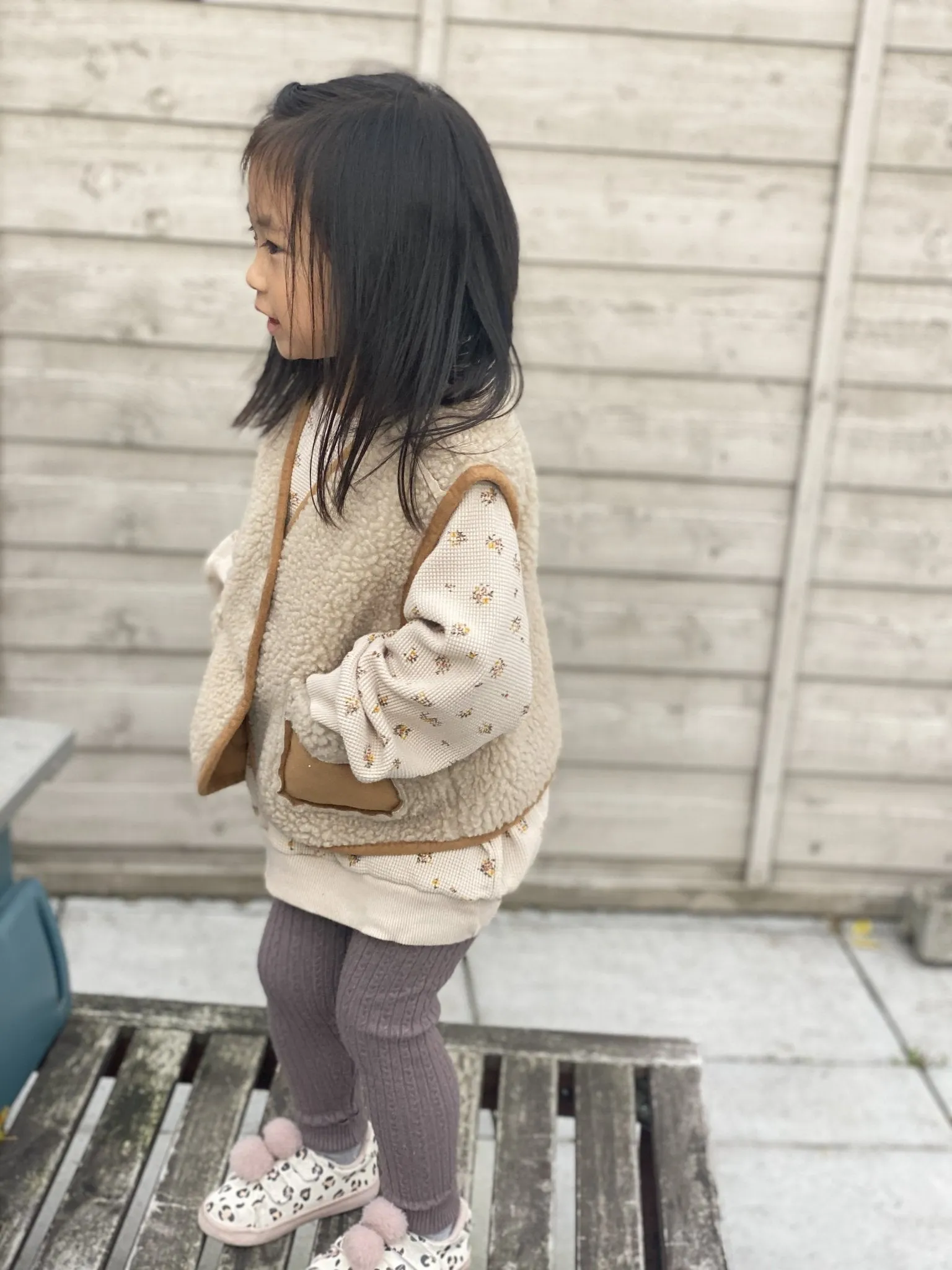 La Camel Mochi Reversible Vest