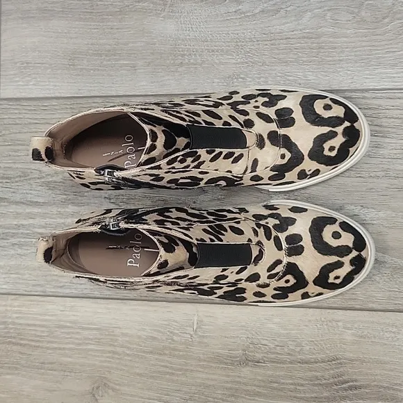 Linea Paolo Size 5 1/2 Anna Wedge Sneaker Leopard Printed Calf Hair Like New