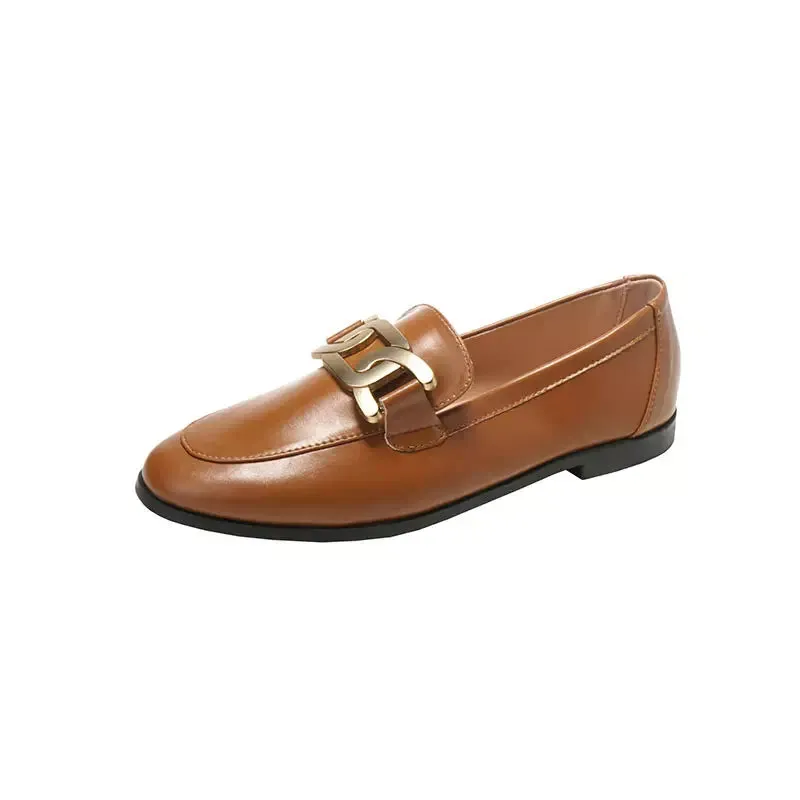Loafers with chains for women