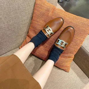 Loafers with chains for women
