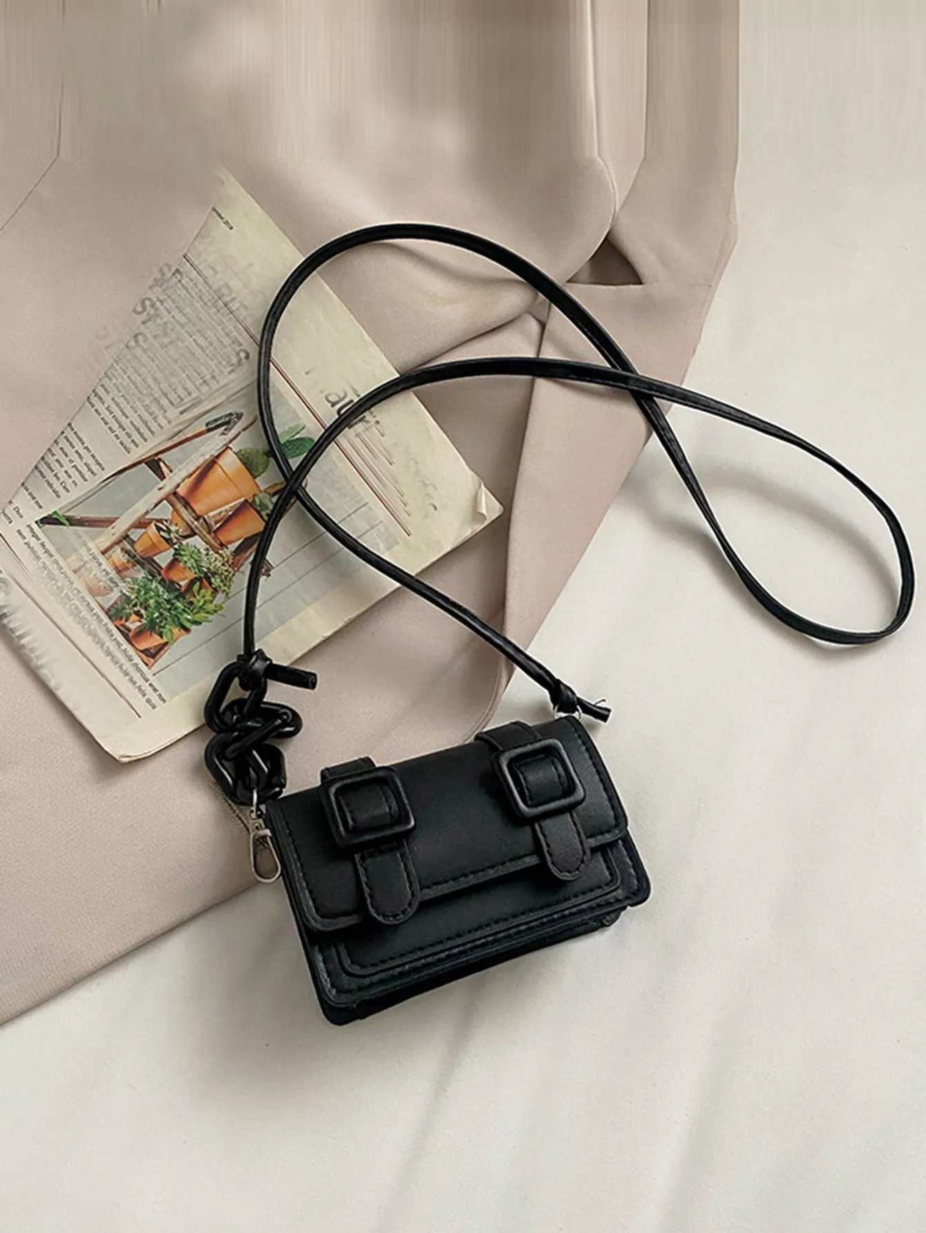 Mini Buckle Detail Stitch Detail Square Bag - Black