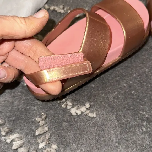 MINI MELISSA SANDALS PINK &amp; GOLD. USA 11. EUR 28/29