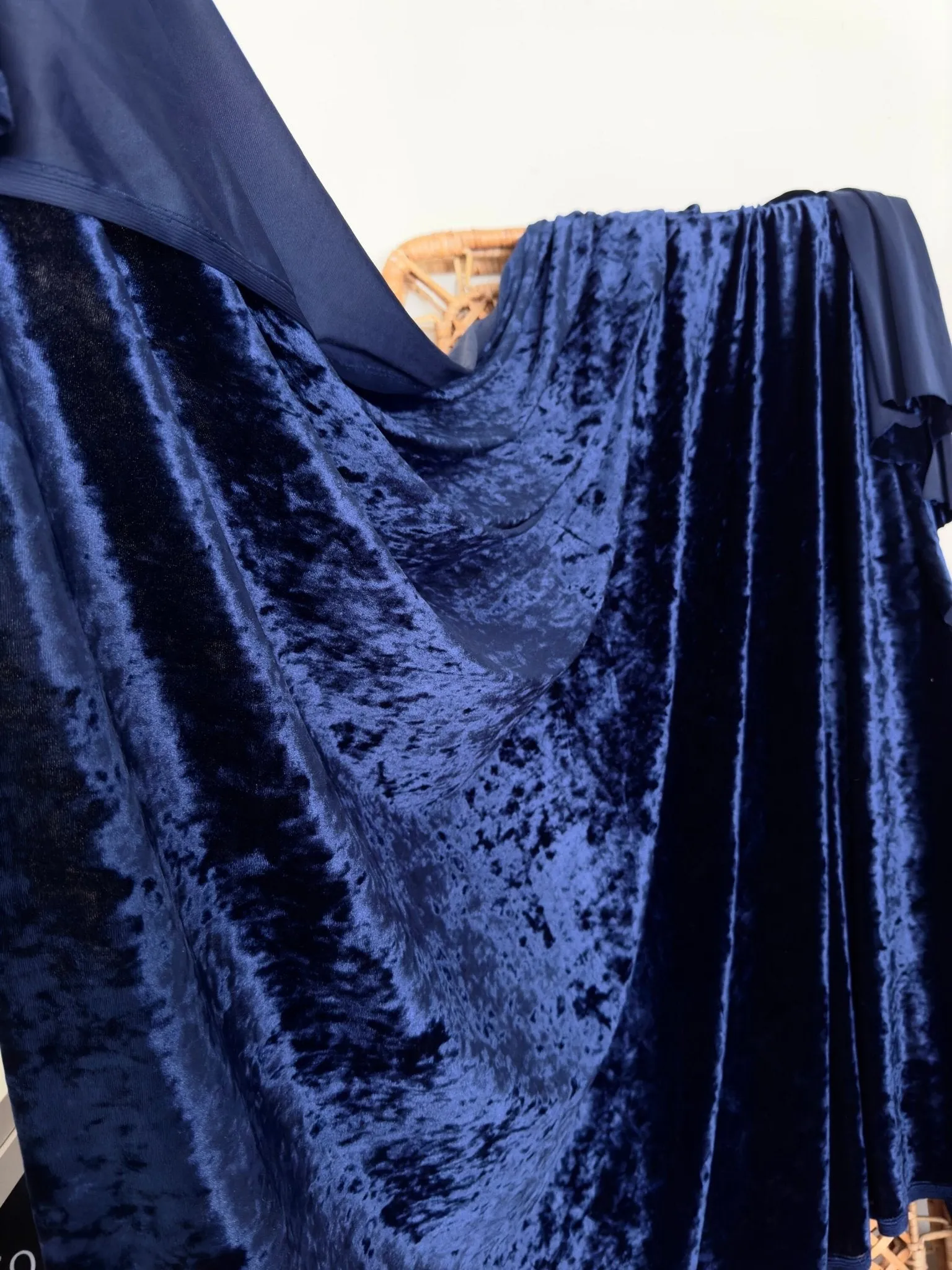 Navy Crushed Stretch Velvet Fabric by Yard, Navy Blue Stretch Material, Dark Blue Velvet with Spandex for Dresses, Bows, Backdrop Curtains