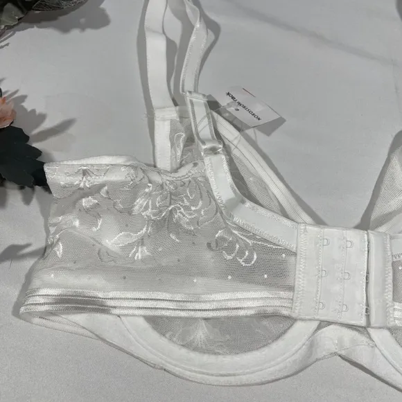 NEW $65 Wacoal‎ [ 38D ] Net Effect Underwire Full Coverage Bra in White