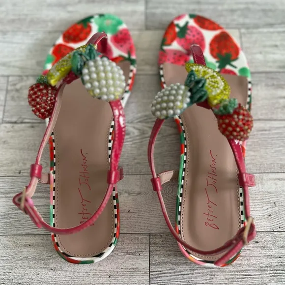 NIB Betsey Johnson Fruit Sandals