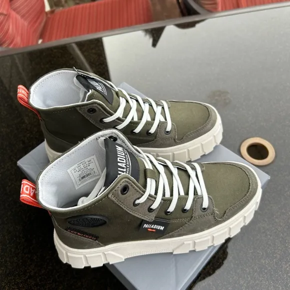 Palladium Pallatower HiTop, Olive Night, Womens Size 6.5, &amp; 10, NWT in Box