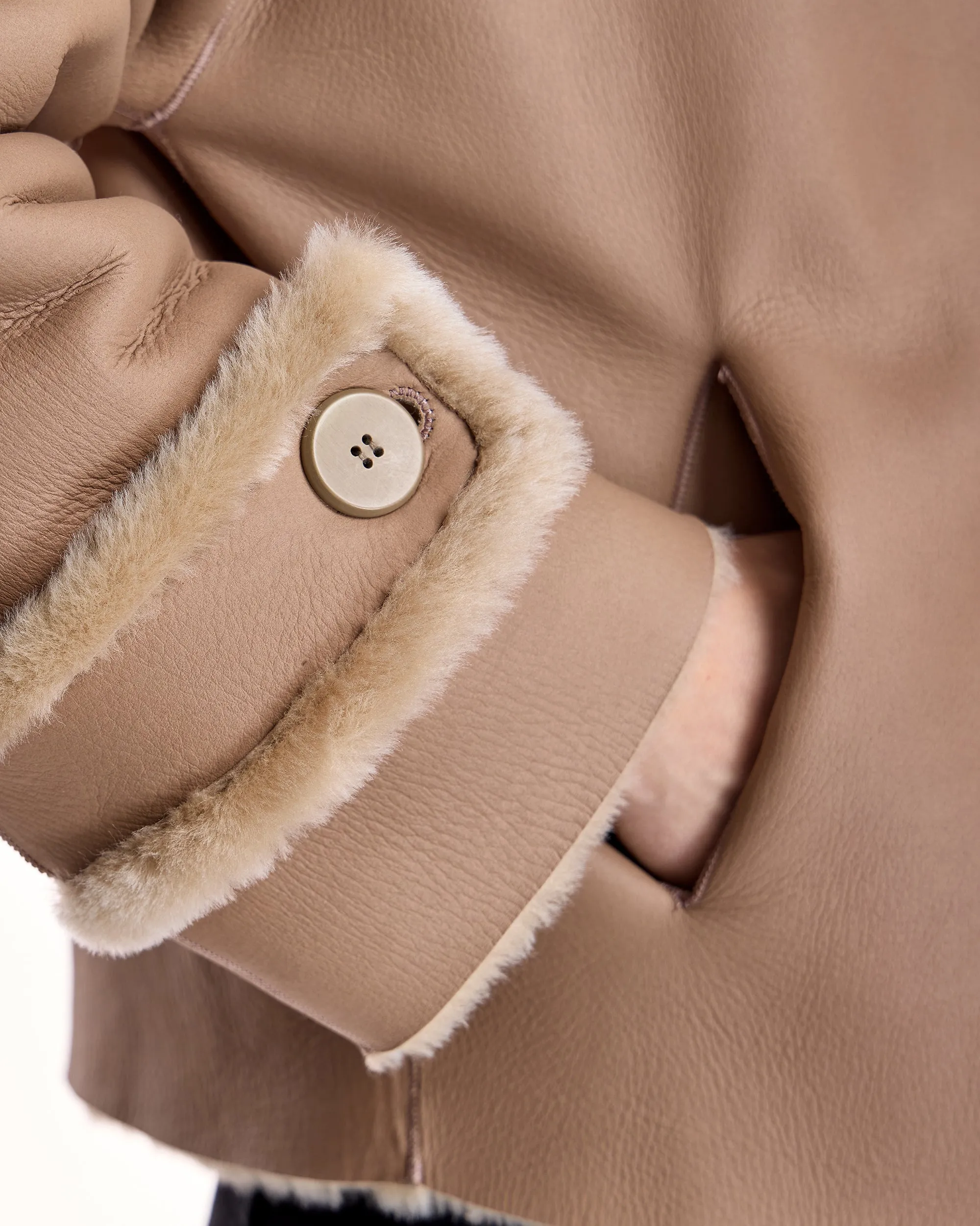 REVERSIBLE SHEARLING LAMB JACKET
