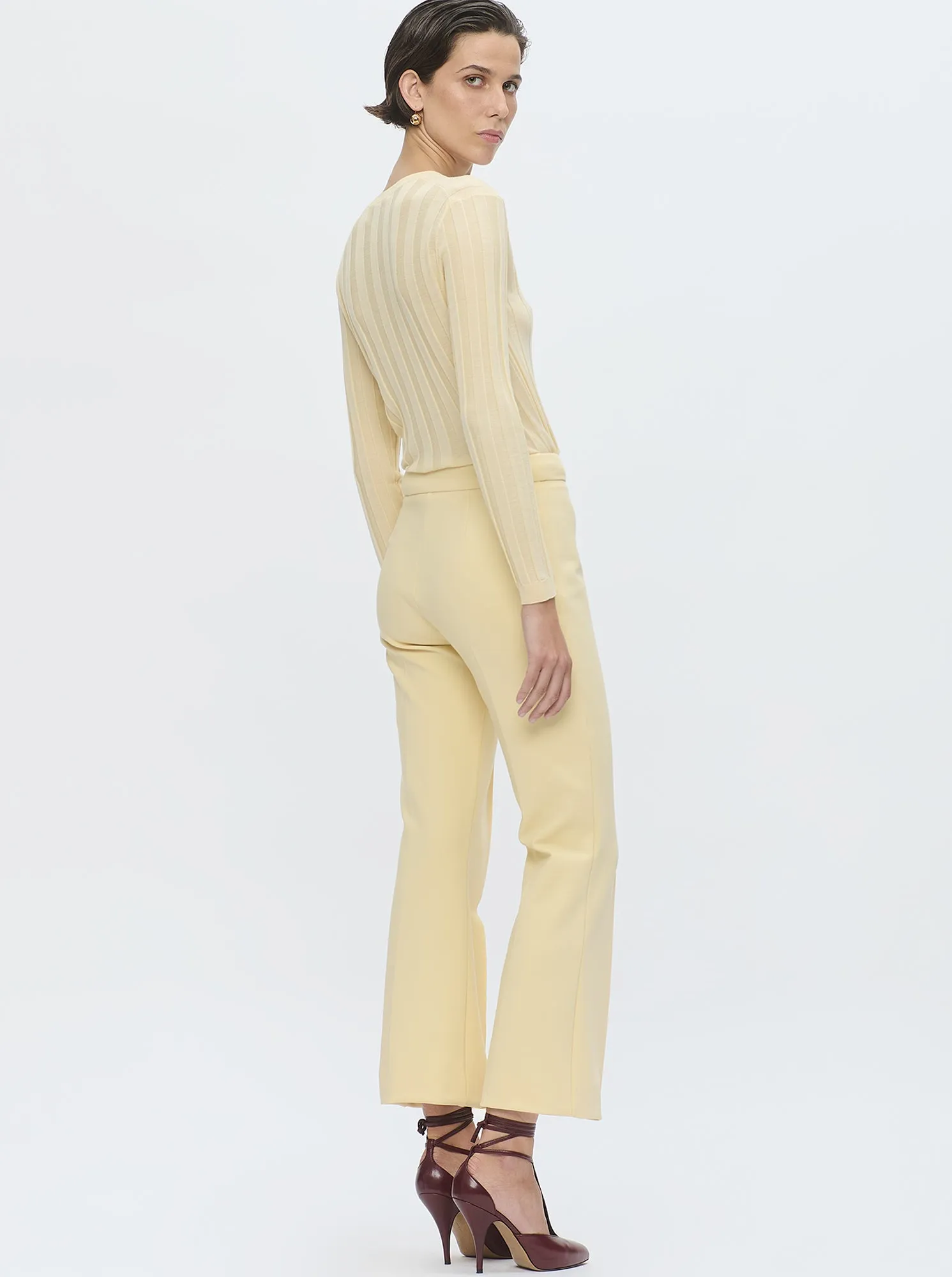 RIONE V-neck rib sweater Yellow