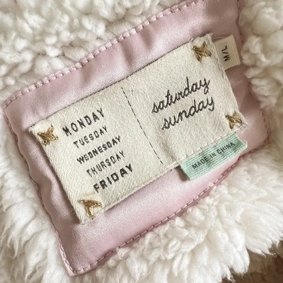 Saturday/Sunday Anthropologie Himalayan Soft Shearling Cozy Hooded Robe