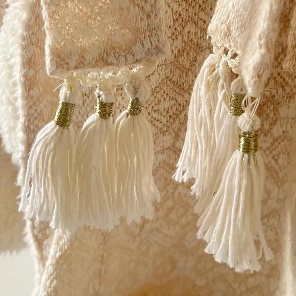 Saturday/Sunday Anthropologie Himalayan Soft Shearling Cozy Hooded Robe