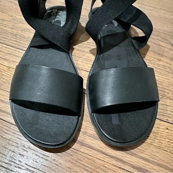 Sorel Ella II Leather Flat Ankle Sandal Black Size 8.5
