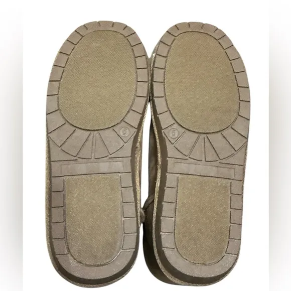 SUGAR Polly Fuzzy Winter Boot 6 Tan $49 Retail NWT