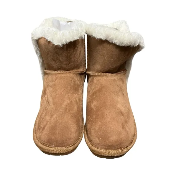 SUGAR Polly Fuzzy Winter Boot 6 Tan $49 Retail NWT