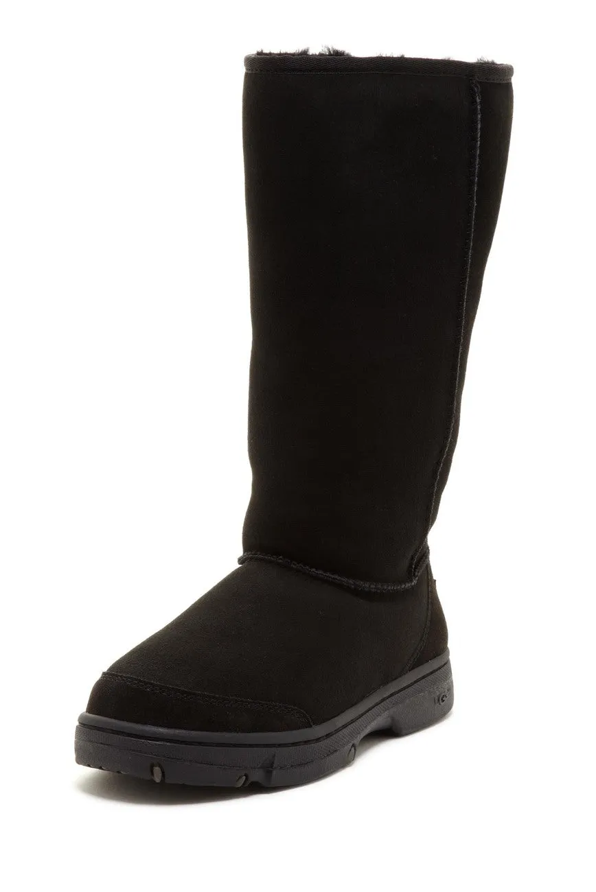 UGG Ultimate Braid Genuine Shearling Lined Sheepskin Tall Boot! Sz 5 Women's, also fit Sz 3 Youth! Retails $295US 
