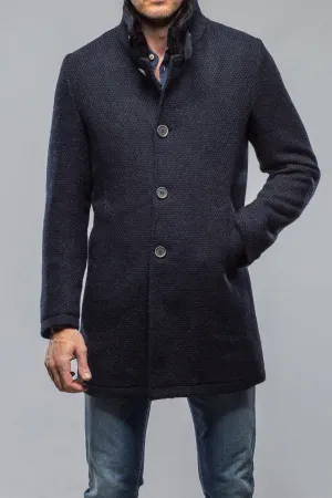 Vancouver Knit Coat In Navy
