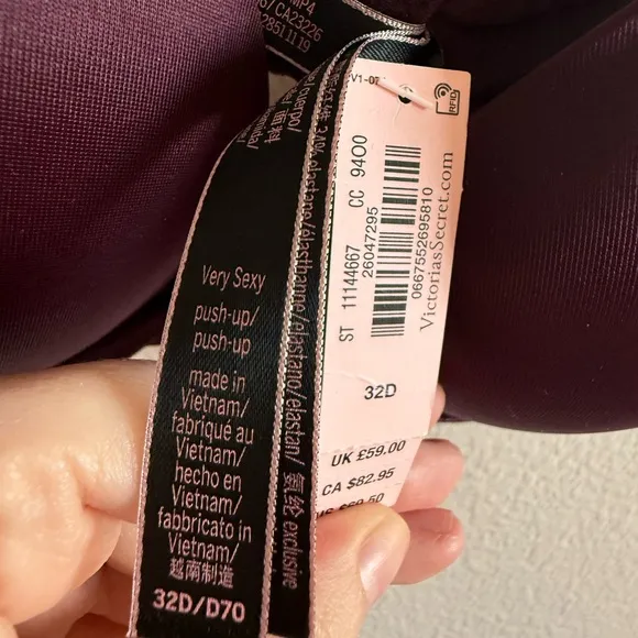 Victoria’s Secret Very Sexy Shine Strap Bra